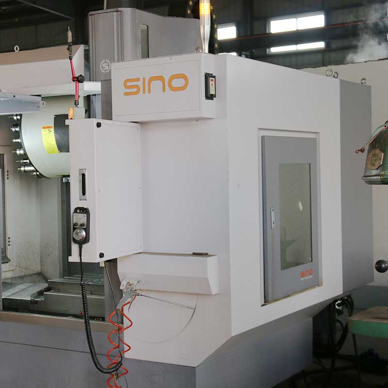 Teflona rūpnīcas modernu iekārtu displejs